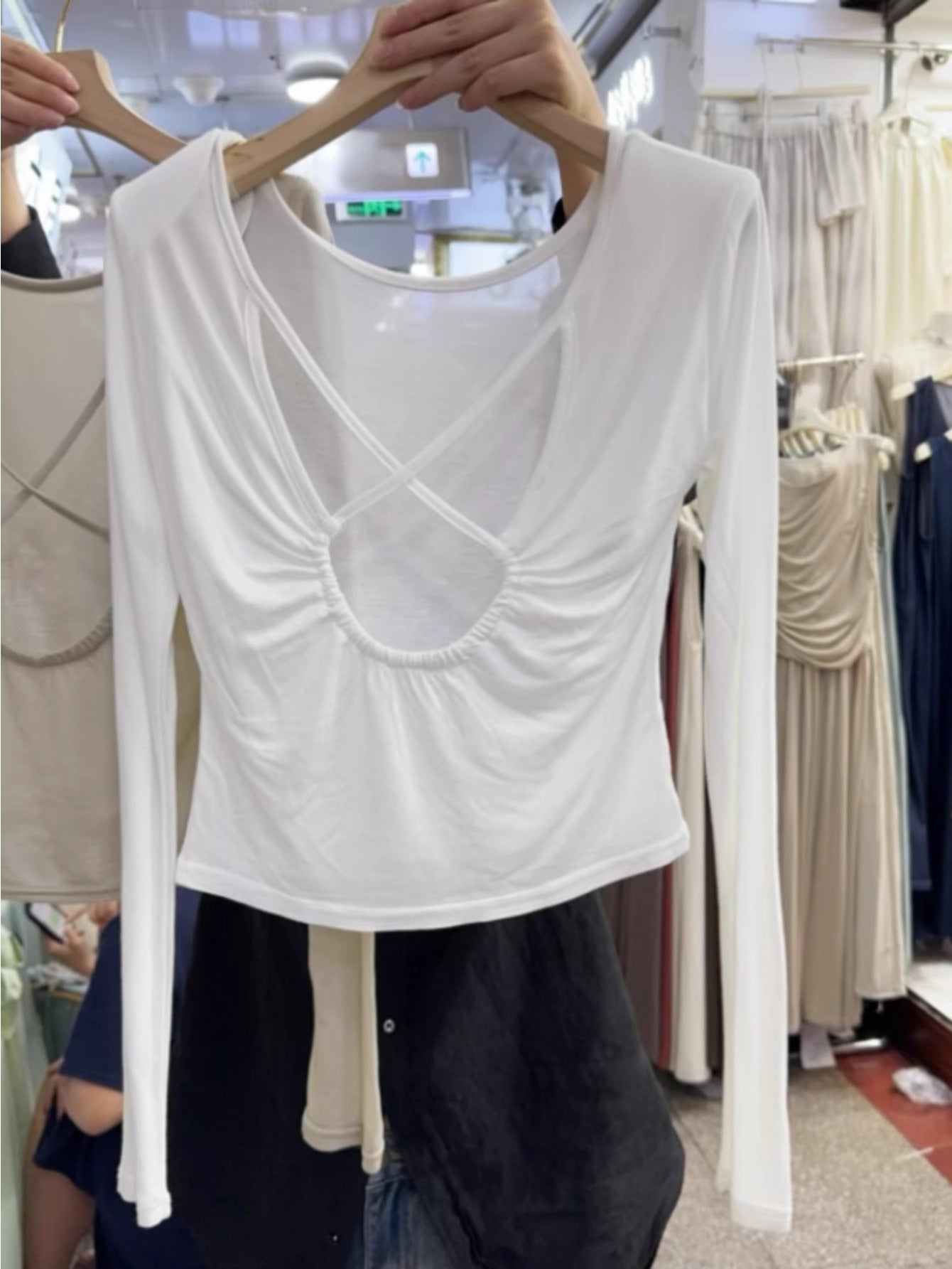 2024 summer new Korean version of sexy and thin hollow design round neck T-shirt thin sunscreen shirt top women