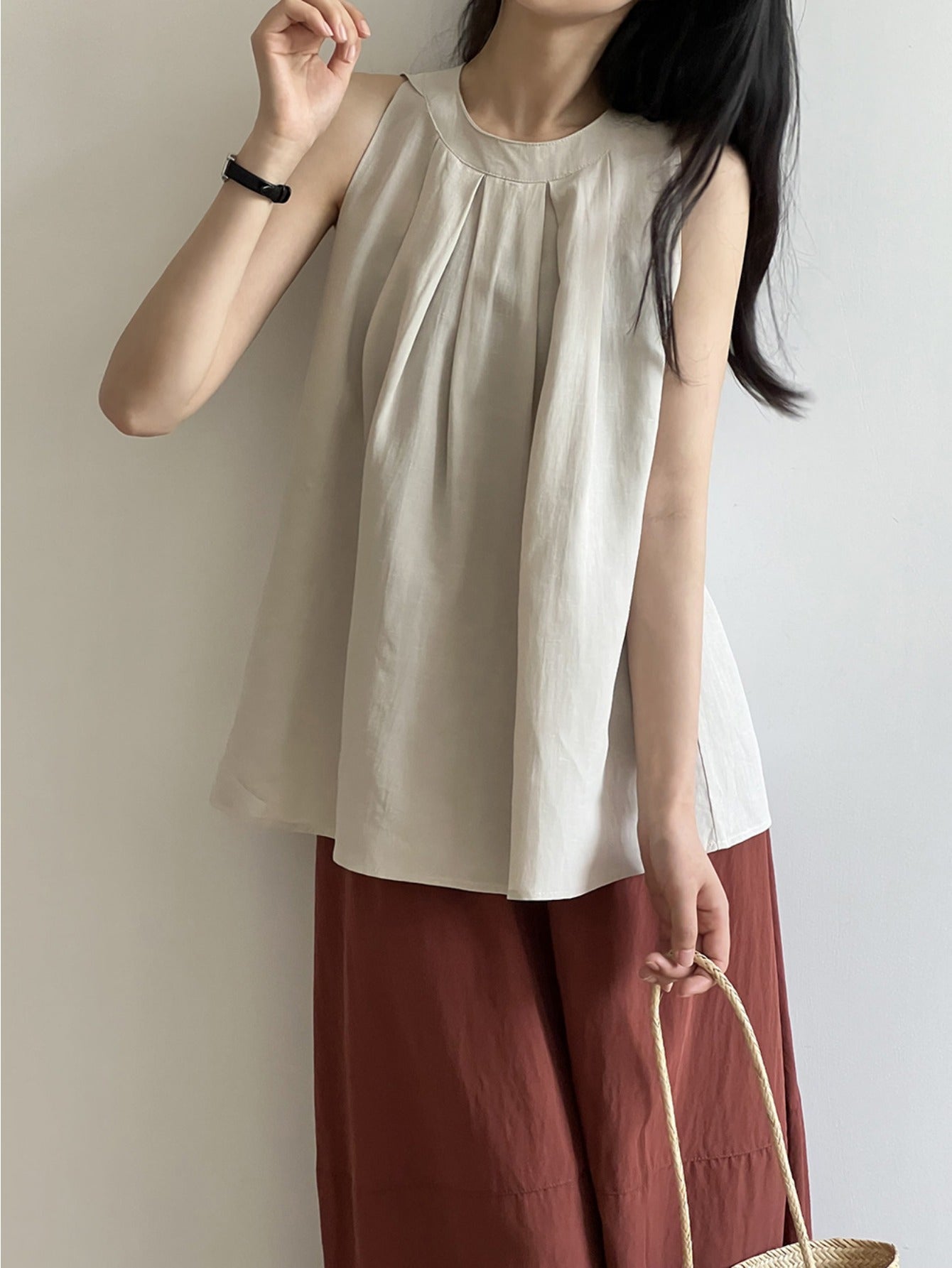 Tencel linen neck shirt women's summer French top loose temperament sleeveless foreign style shirt age-reducing doll shirt