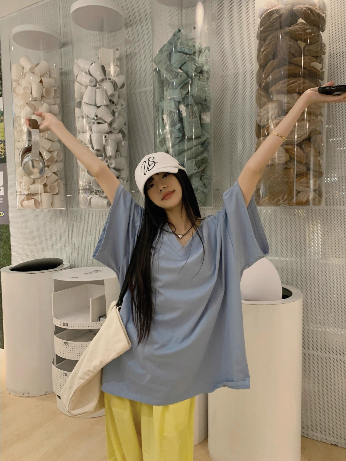 Lazy wind loose oversize short-sleeved T-shirt women's summer 2024 new casual solid color V-neck medium and long top