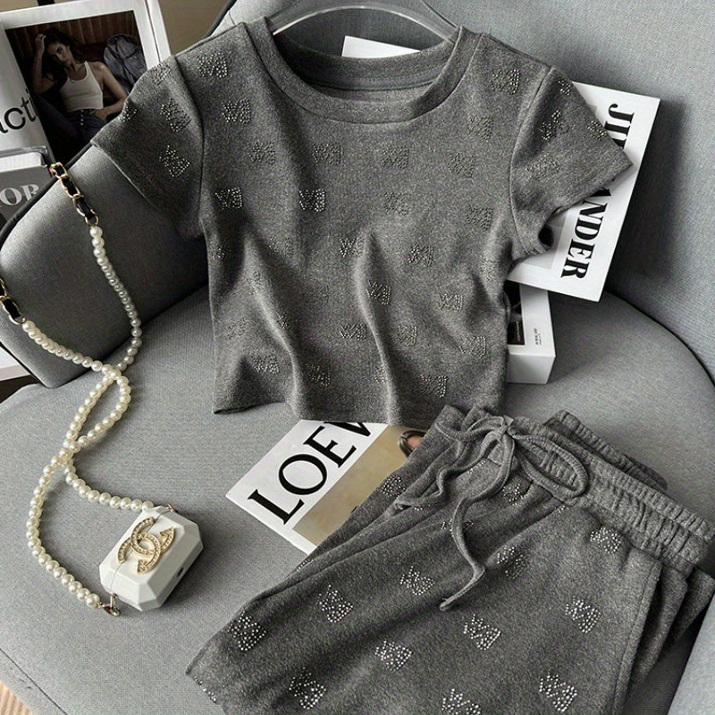 2024 summer new models, small people wear a complete set of short tops, short-sleeved T-shirts, casual pants, and two-piece suit for women.