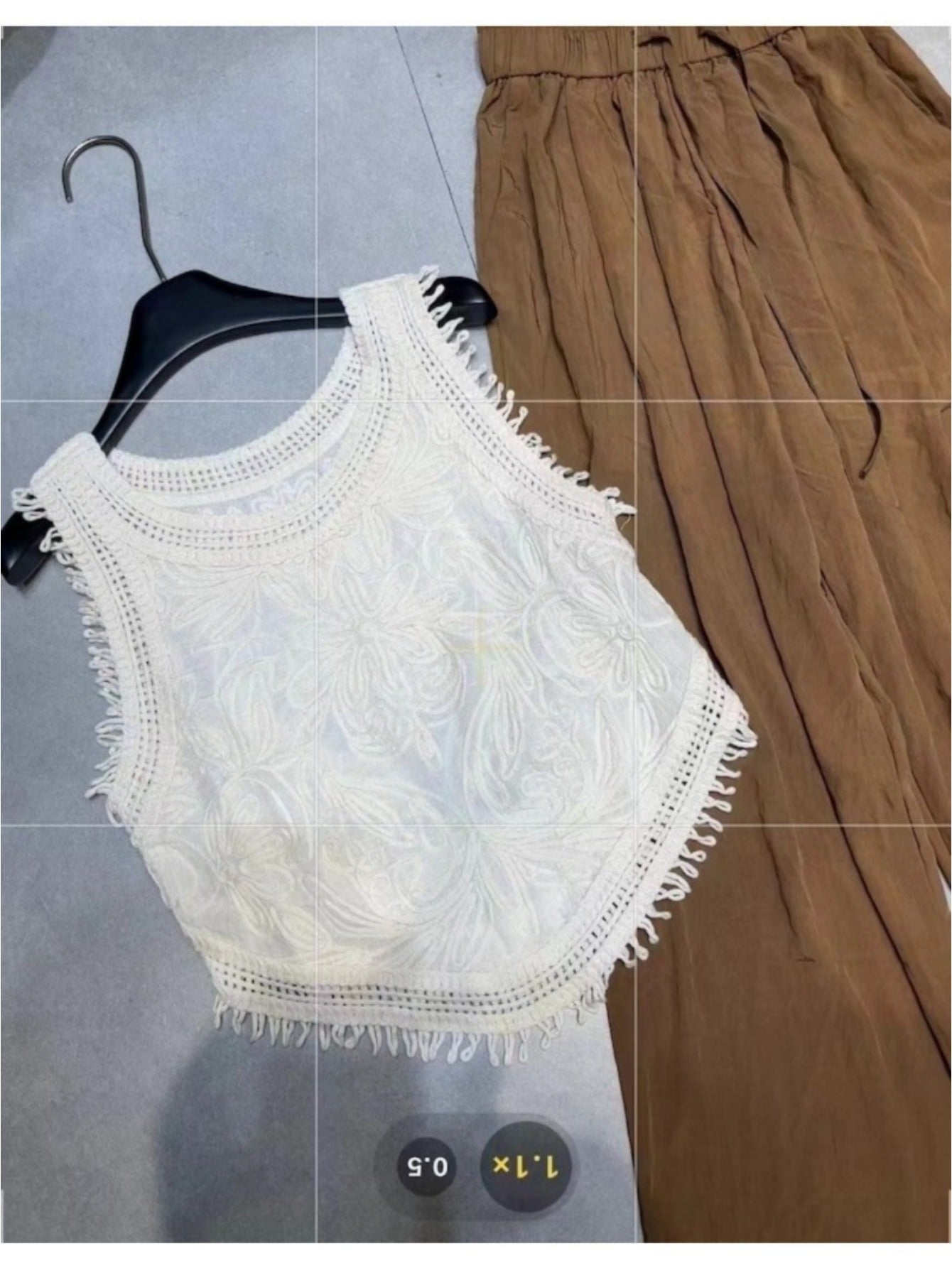 genuine two-piece set, sleeveless fringed vest, crochet shirt + wide-leg straight trousers, age-reducing gentle set