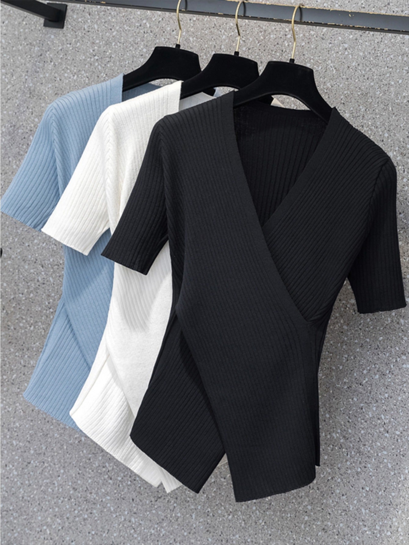 Large size women's clothing summer irregular ice silk knitted v-neck top fat sister waist cover belly thin short sleeve t-shirt