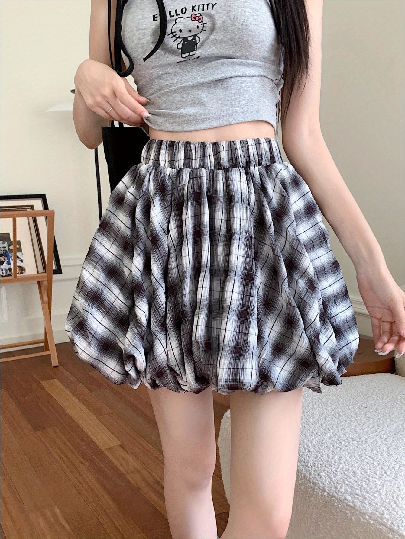 Design sense niche high waist thin fluffy bud culottes plaid skirt women's summer 2024 new short skirt