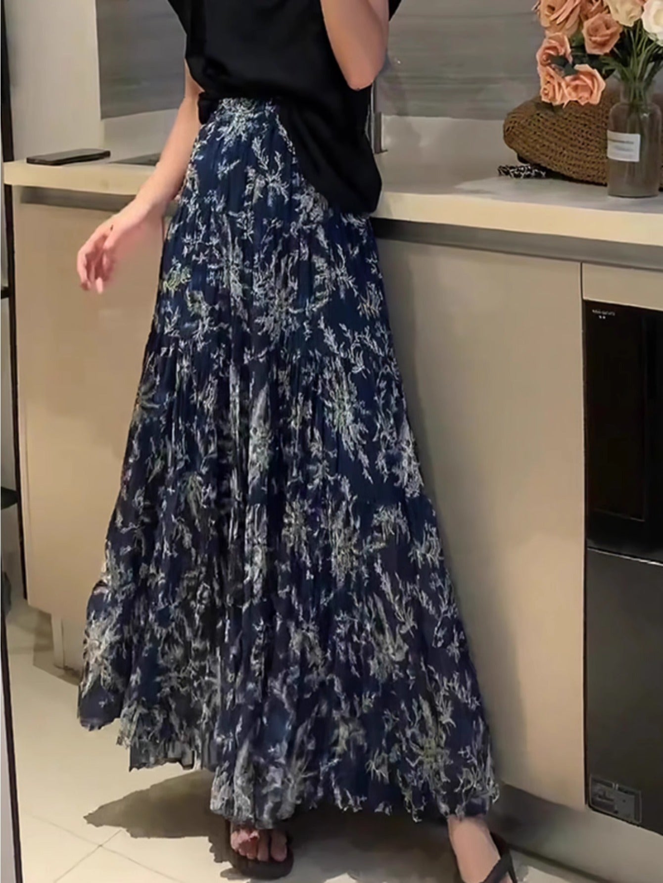 Blue floral design sense fashion temperament skirt women's high waist and thin medium and long skirt spring and summer new 2024