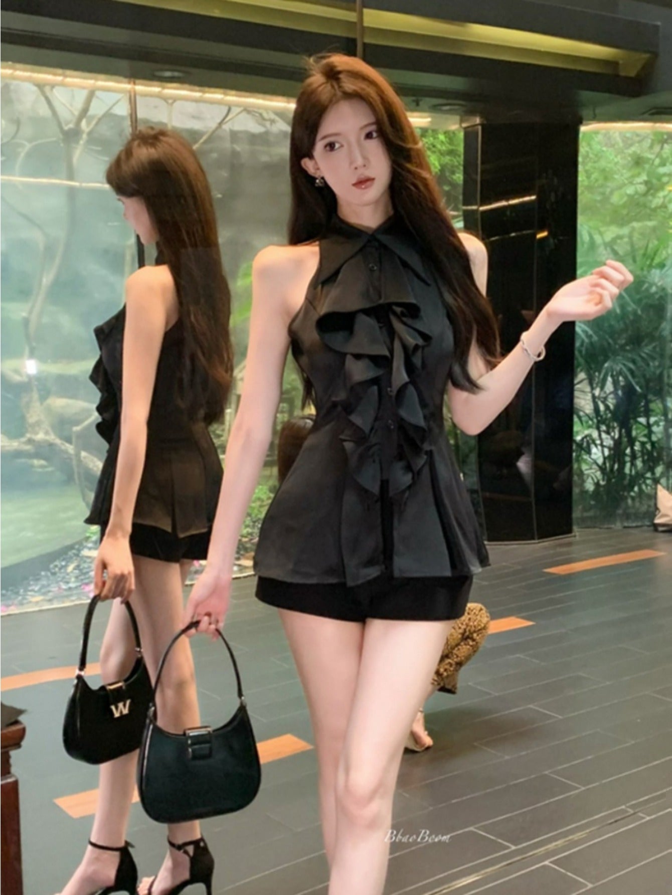French niche neck sweet and spicy off-the-shoulder fairy top women's summer design thin ruffle edge sleeveless shirt
