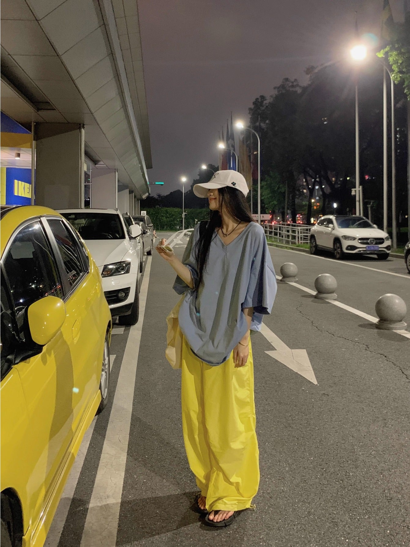 Lazy wind loose oversize short-sleeved T-shirt women's summer 2024 new casual solid color V-neck medium and long top