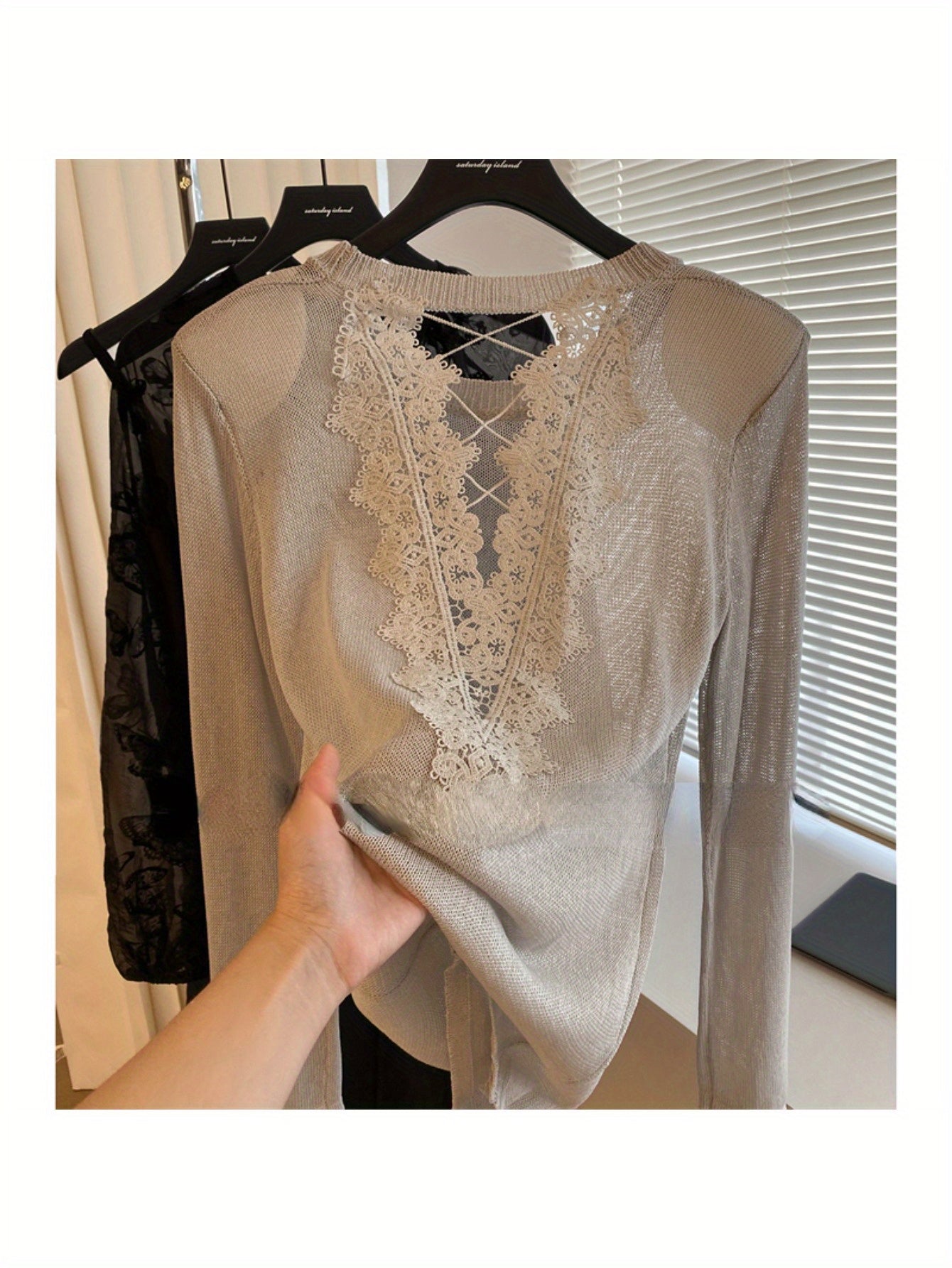 Cold grey hollow bow long-sleeved top women's 2024 autumn new fashionable niche design knitted T-shirt