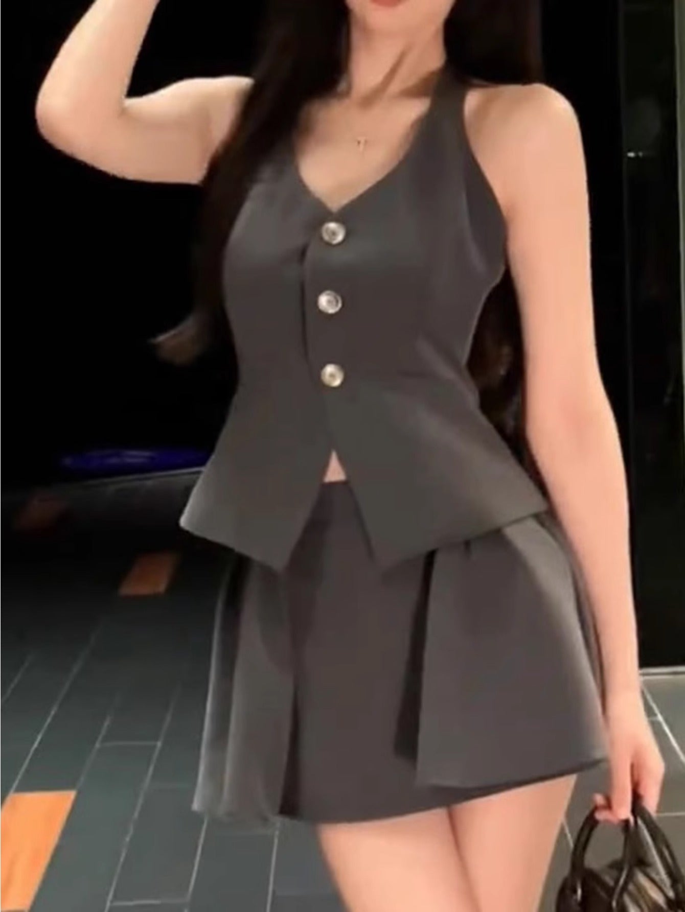 Hepburn style bow vest neck halter top high waist pleated skirt suit suit 2024 summer new