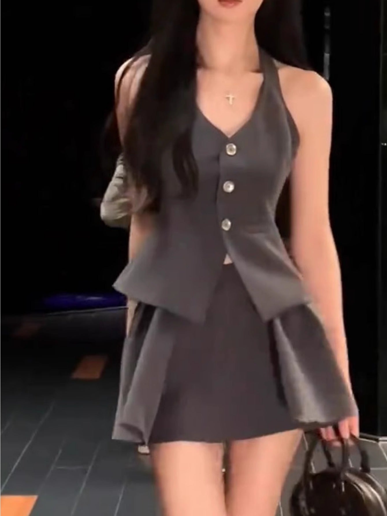 Hepburn style bow vest neck halter top high waist pleated skirt suit suit 2024 summer new