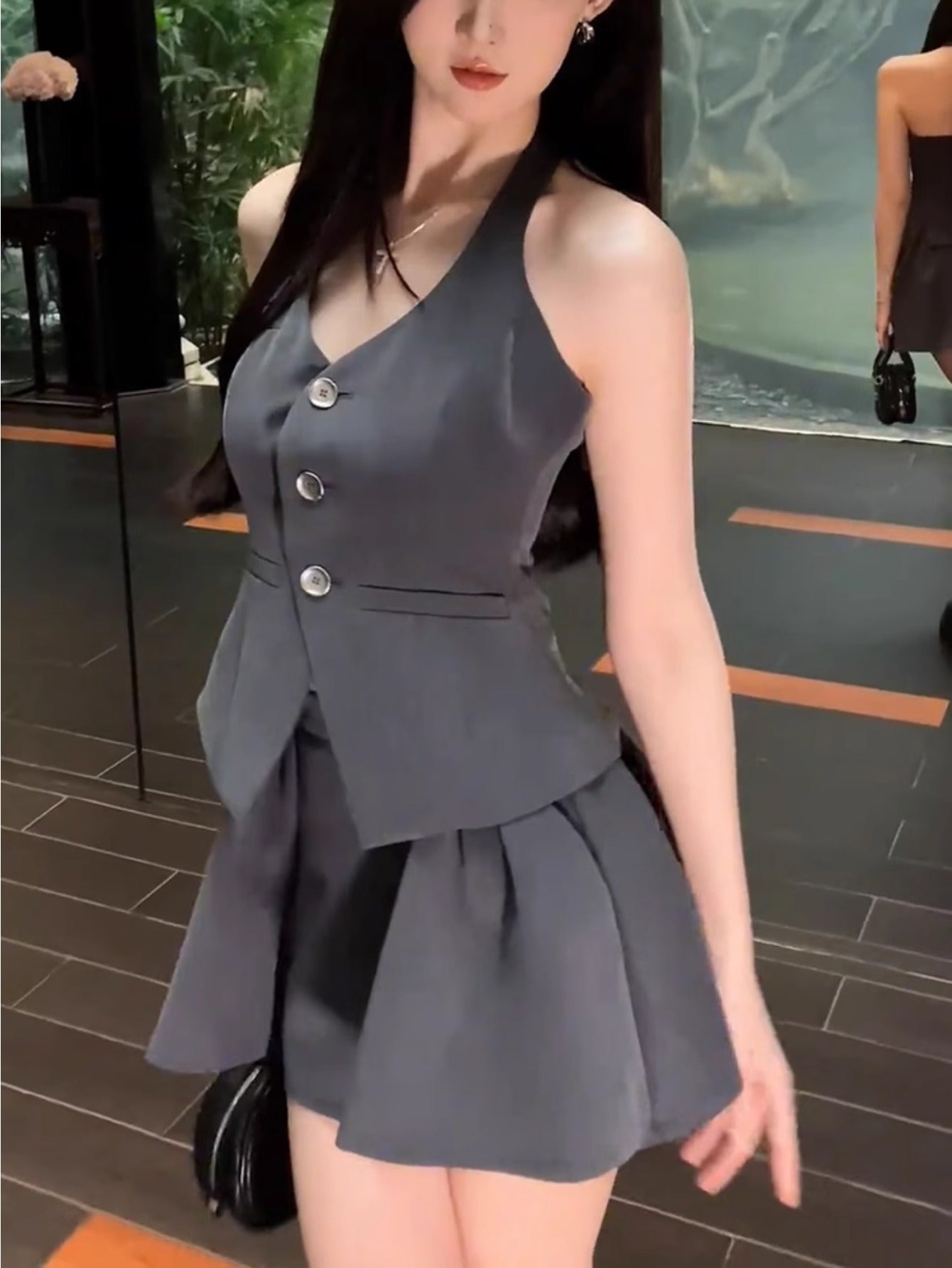 Hepburn style bow vest neck halter top high waist pleated skirt suit suit 2024 summer new