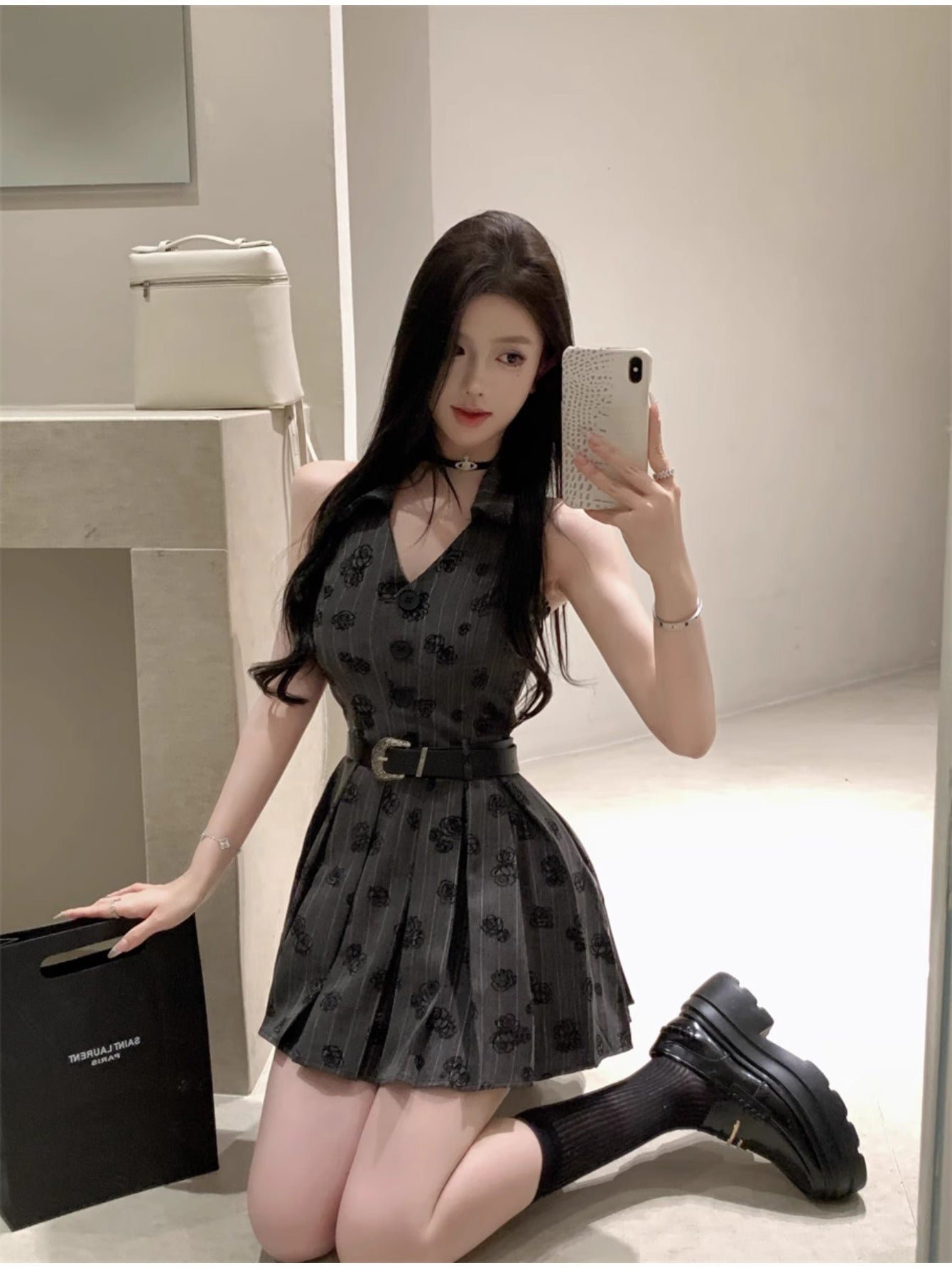Rose embroidered neck dress women's summer v-neck sleeveless skirt Spice girl sexy temperament a word pleated short skirt