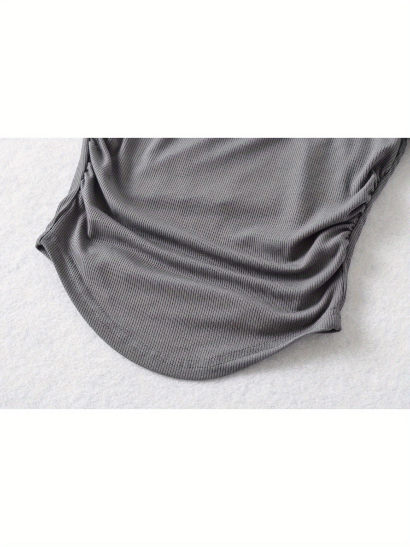 Fake two-piece neck-hanging large square-necked short-sleeved T-shirt summer new female pure desire Spice Girl wind side pleated slim-fit top