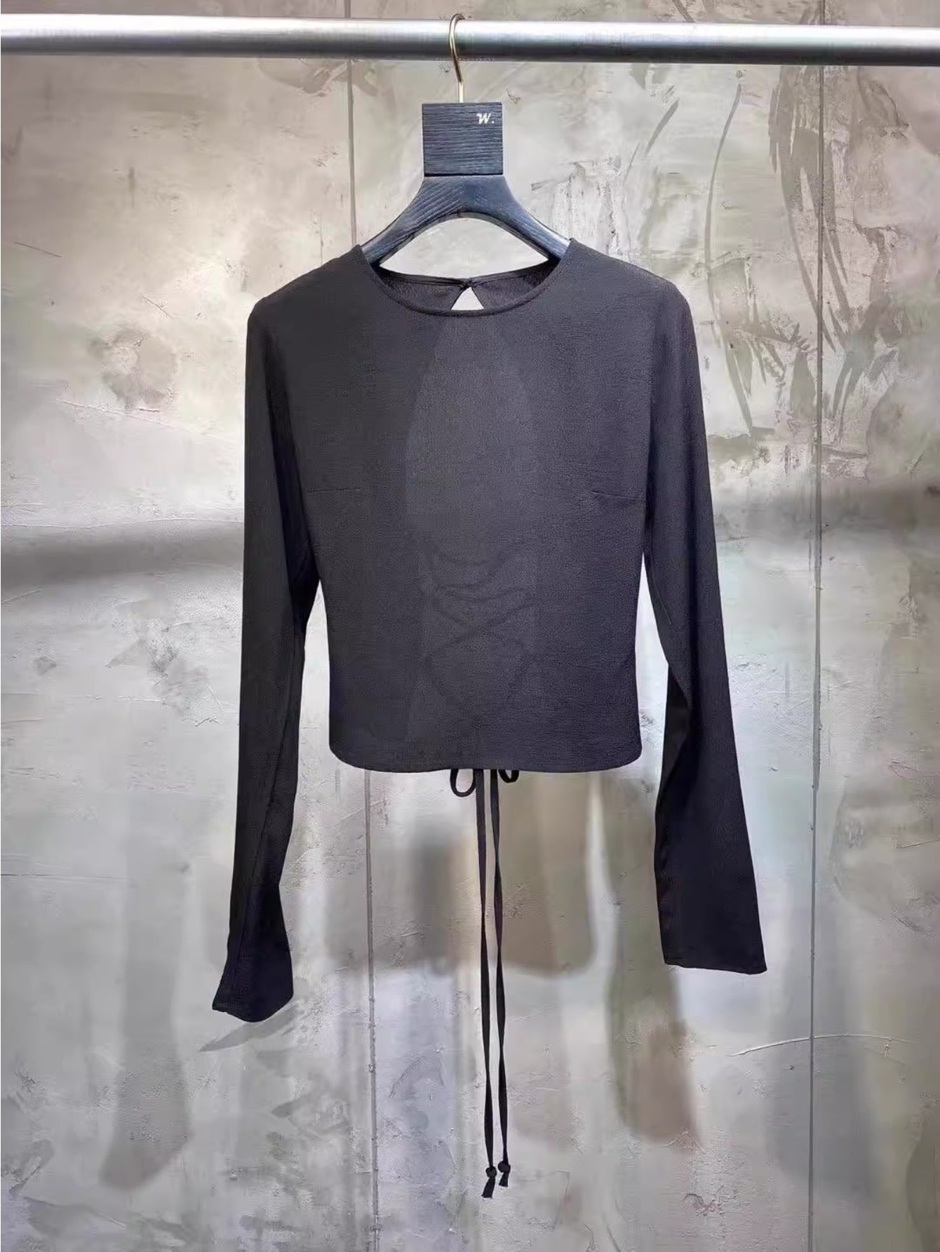 European station one-word collar halter long-sleeved T-shirt women's 2024 autumn sexy tight European and American slim black top women's trend